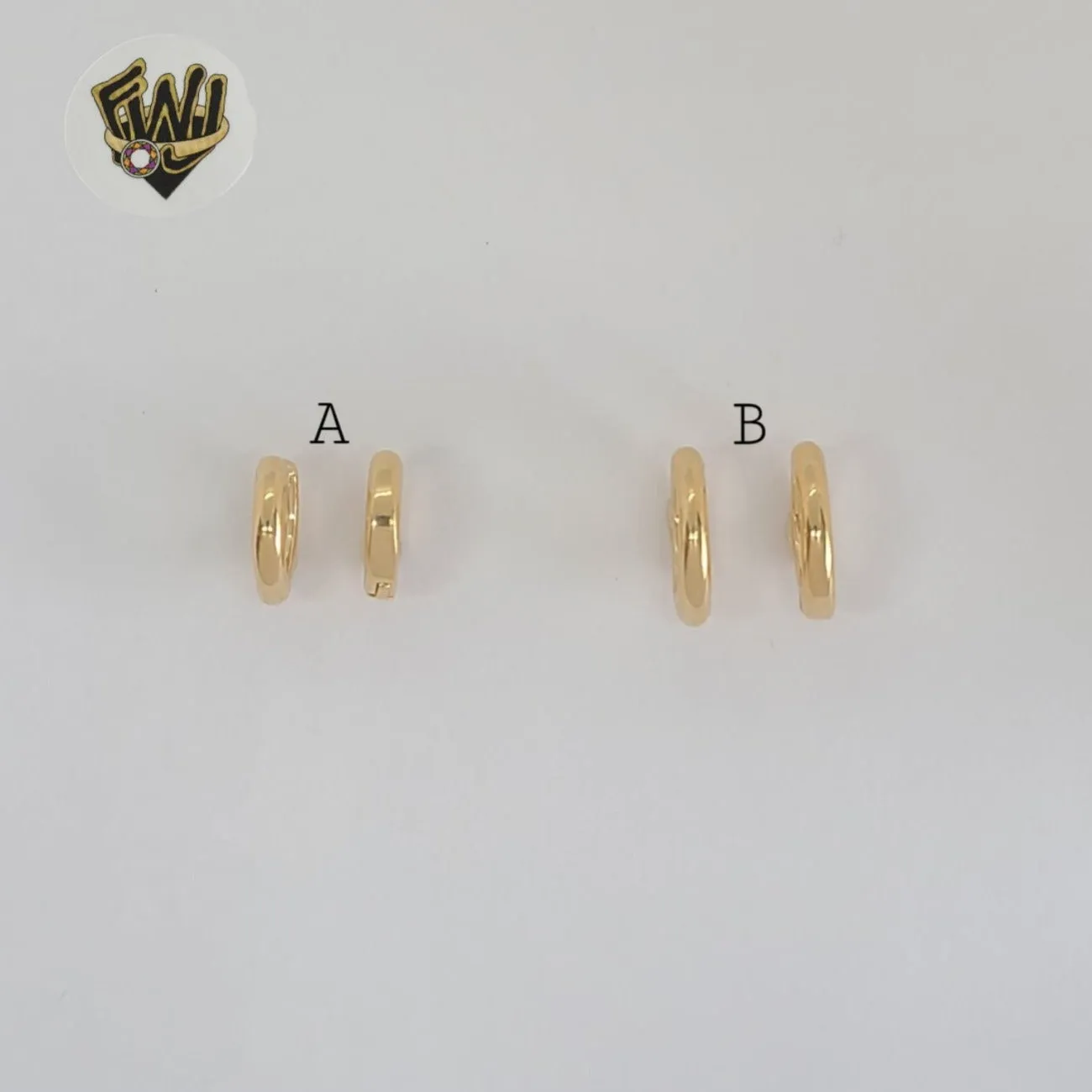 (1-2514-2) Gold Laminate - Plain Small Huggies - BGF