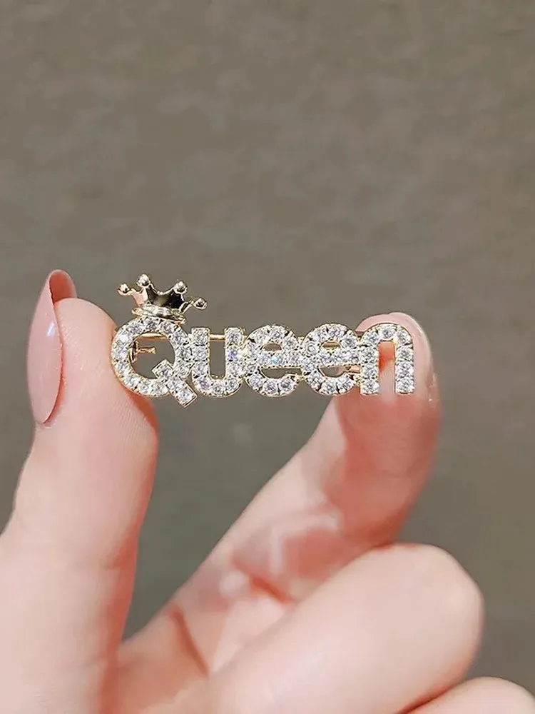 Cute Rhinestone Queen Brooches For Women Girls Kids Crown Letters CZ Crystal Party Label Pins Trendy Buckle 2024 Jewelry Gifts
