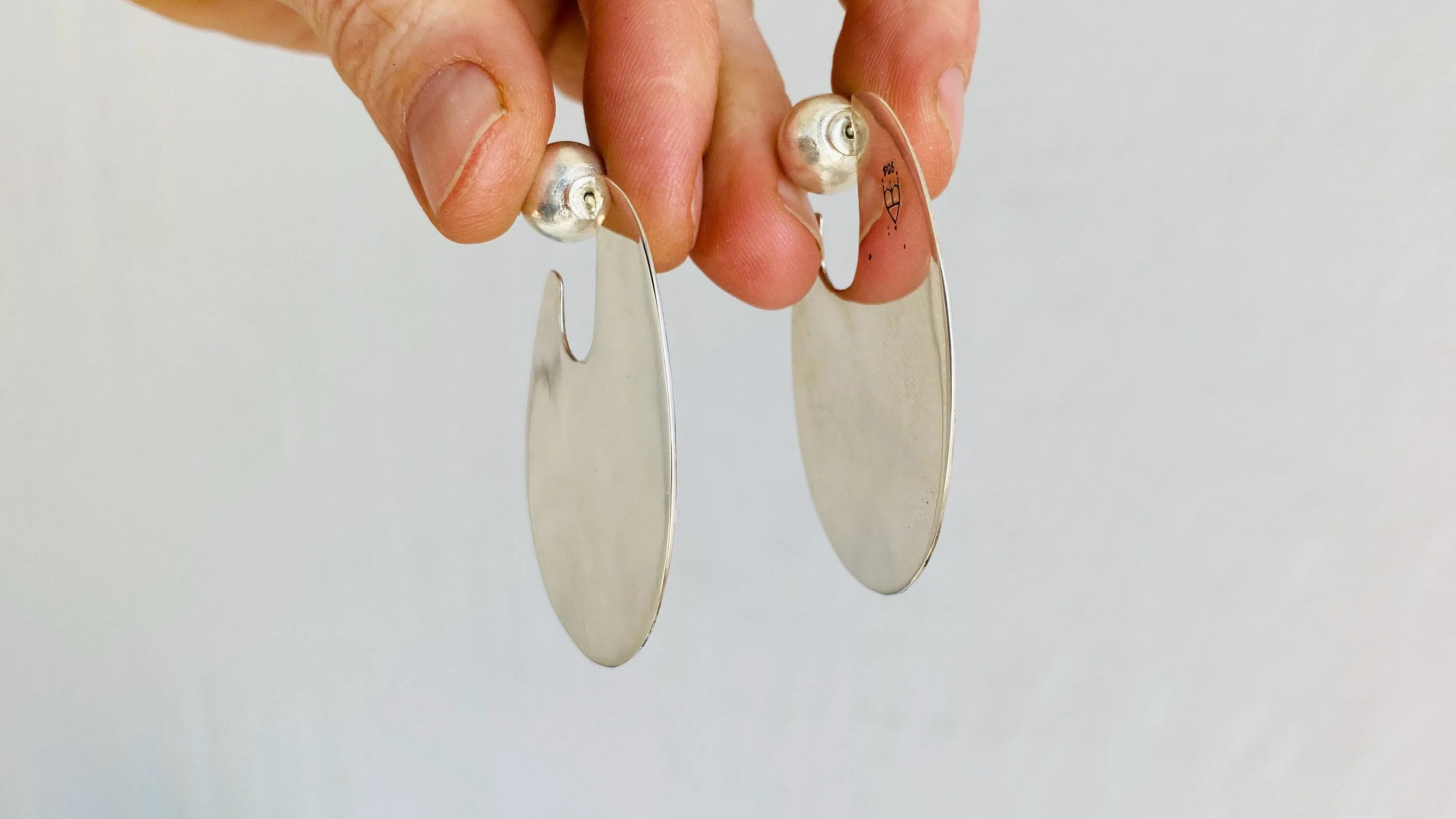 Flat Hoop Earrings. Sterling Silver. Atelier Aadya. 0961