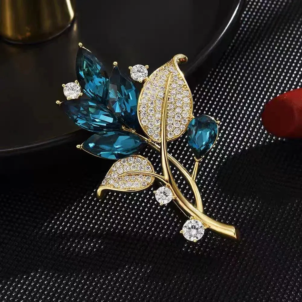 Rhinestone Peacock Bird Brooches Pins Jewelry Banquet Christmas Elegant Coat Pin Jewelry Accessories and Gifts